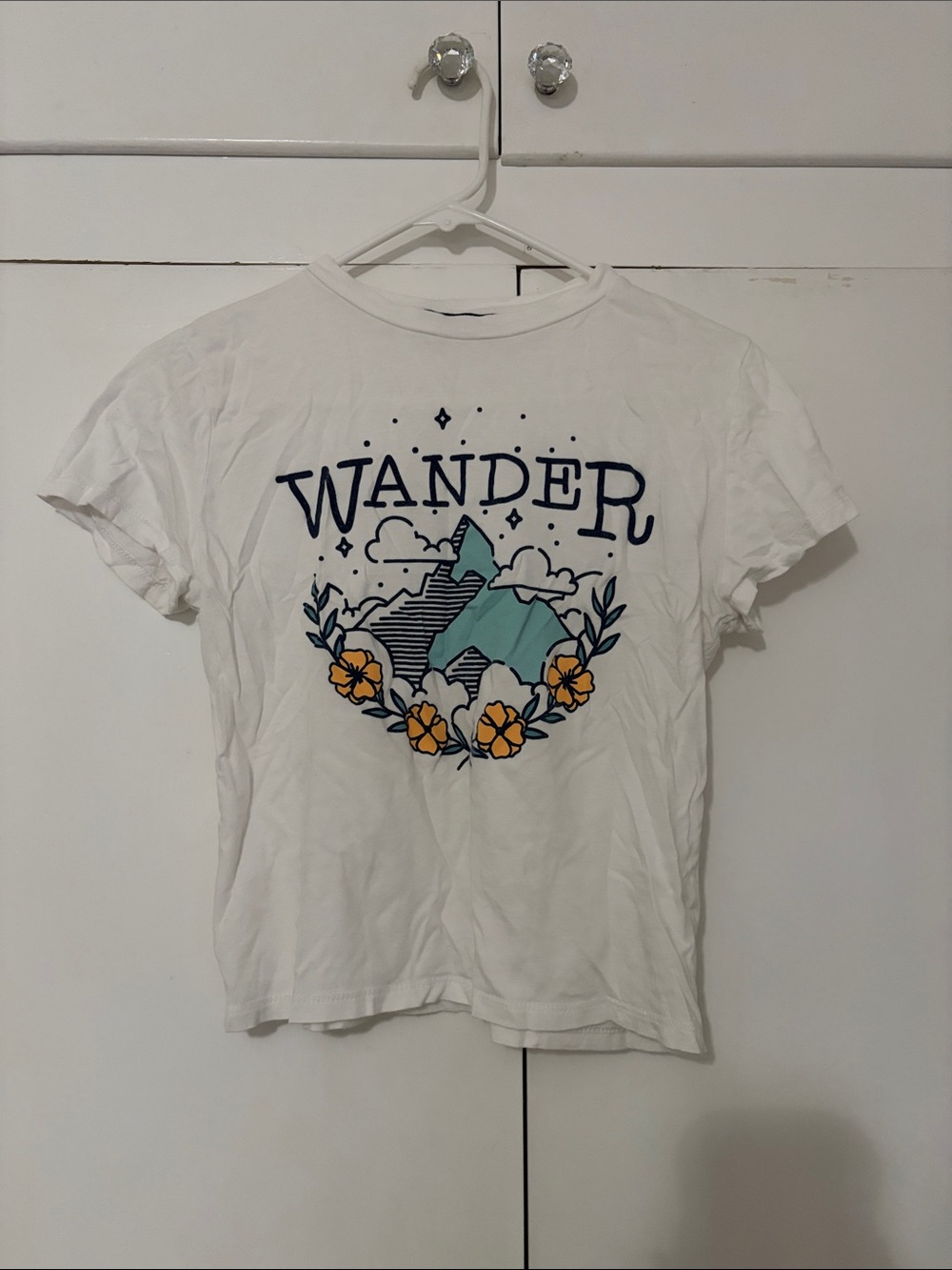 Wander Graphic Short Sleeve Tee - White